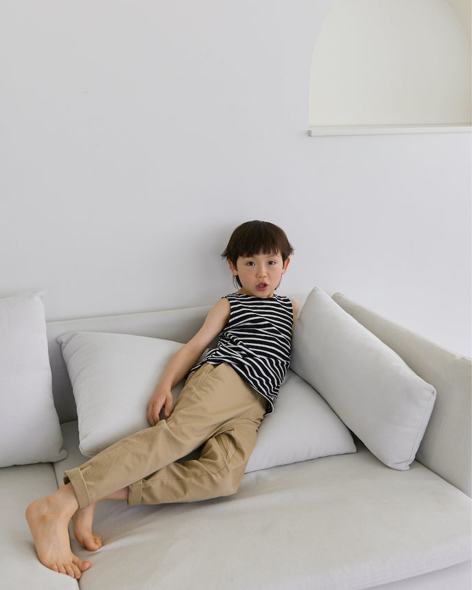 兒童邊框背心黑色 x 白色